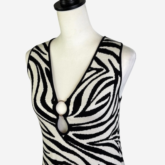 House Of Harlow 1960 Zebra Print Fitted Knit Maxi Dress Size L NWT - Picture 3 of 11